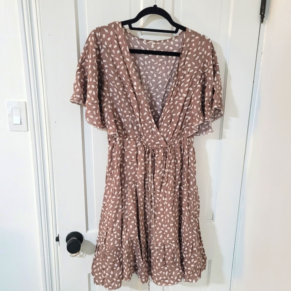 Dress - Picture 2 of 5